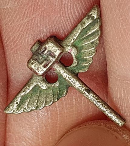 WW2 GERMAN NAZI RARE WORKER PIN TINY WITH WINGS AND SWASTIKA