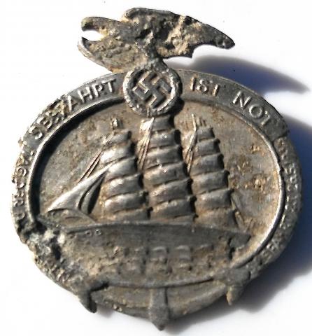 WW2 GERMAN NAZI RELIC FOUND KRIEGSMARINE PIN WITH BOAT AND THIRD REICH EAGLE & SWASTIKA