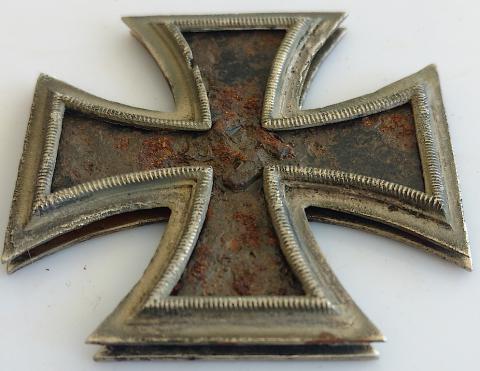 WW2 GERMAN NAZI RARE THIRD REICH METAL SWASTIKA