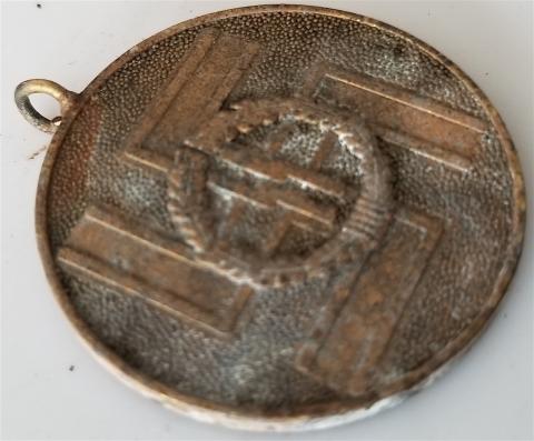 WW2 GERMAN NAZI RELIC GROUND DUG FOUND WAFFEN SS 8 YEARS OF FAITHFUL SERVICES IN THE SS MEDAL AWARD, NO RIBBON