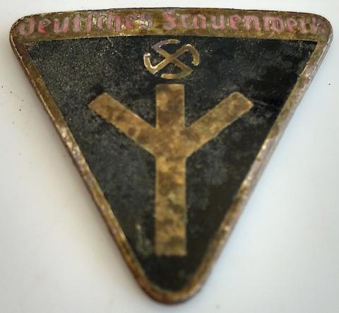 WW2 GERMAN NAZI RZM NSDAP Women’s Welfare Membership Pin Deutsches Frauenwerk  RELIC FOUND