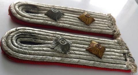 WW2 GERMAN NAZI SHOULDER BOARDS ARTILLERY Schulterstücke Hauptmann Flak WEHRMACHT WH