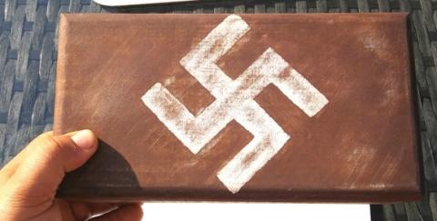 WW2 GERMAN NAZI SOLDIER PERSONAL HAND MADE METAL CASE SWASTIKA