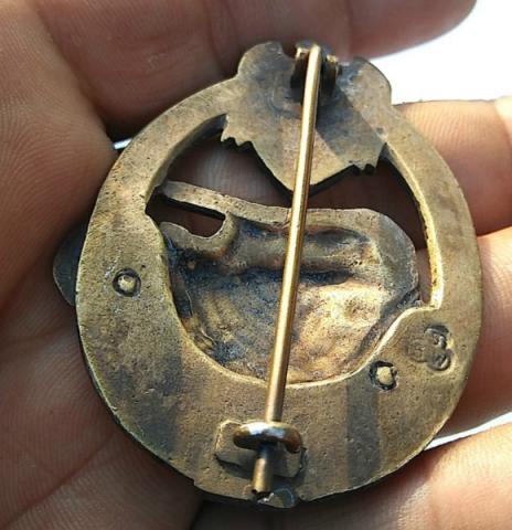 WW2 GERMAN NAZI TANK BADGE GOLD 50 INTERVENTIONS (RARE AND LIMITED)