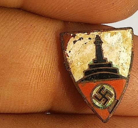 WW2 GERMAN NAZI TINY PIN THIRD REICH RELIC FOUND ARMY HEER