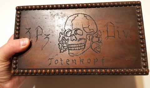 WW2 GERMAN NAZI UNIQUE 3ND PANZER DIVISION WAFFEN SS TOTENKOPF WOODEN BOX SOUVENIR OF WAR