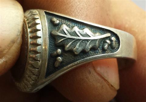 WW2 GERMAN NAZI UNIQUE AMAZING WAFFEN SS OFFICER BULLET MADE OF RING WITH OAK LEAVES WOW !