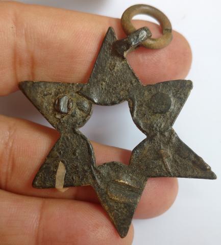 WW2 GERMAN NAZI UNIQUE STAR OF DAVID METAL PENDANT FOUND IN GHETTO AREA OF KRAKOW JEWISH BELONGINGS JUDE JUDEN JOOD JUIF JEW