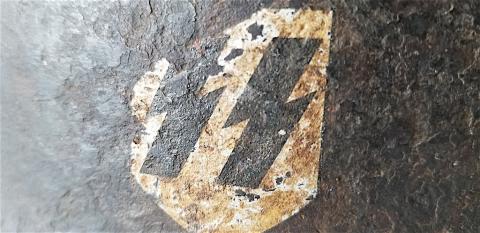 WW2 GERMAN NAZI VERY NICE M42 SINGLE DECAL WAFFEN SS COMPLETE SS-BLACK HELMET WITH AMAZING LINER PATINA, MATCHED CHINSTRAP AND 70% DECAL REMAIN WW2 GERMAN NAZI VERY NICE M42 SINGLE DECAL WAFFEN SS COMPLETE SS-BLACK HELMET WITH AMAZING LINER PATINA, MATCHED CHINSTRAP AND 70% DECAL REMAIN