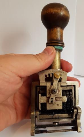 WW2 GERMAN NAZI VERY RARE CUSTOM DATE & NUMBERS WAFFEN SS STAMPER, MARKED