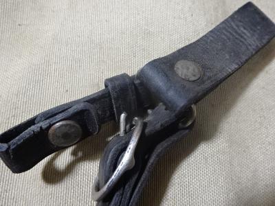 WW2 GERMAN NAZI VERY RARE EARLY PIECE 3 PARTS WAFFEN SS LEATHER HANGER LOOP WITH SS  RUNES STAMPS AND RZM STAMPS - FOR SS DAGGER