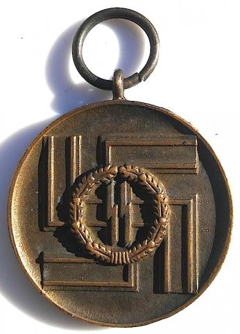 WW2 GERMAN NAZI WAFFEN SS 8 YEARS OF FAITHFUL SERVICES IN THE SS MEDAL NO RIBBON **REPLIKA