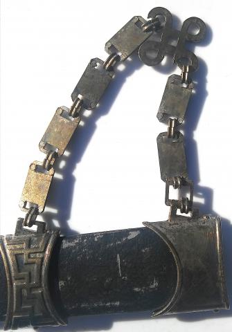 WW2 GERMAN NAZI WAFFEN SS EARLY TYPE I CHAINED DAGGER SCABBARD REPLIKA LOOKS LIKE THE ORIGINAL ! RARE