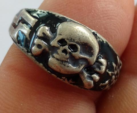 WW2 GERMAN NAZI WAFFEN SS TOTENKOPF SILVER RING WITH SKULL AND SS RUNES, NICE