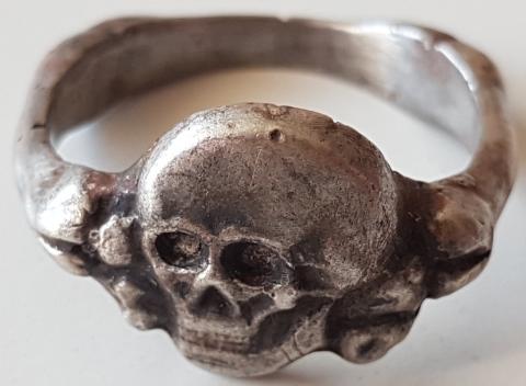 WW2 GERMAN NAZI WAFFEN SS TOTENKOPF SILVER RING WITH SKULL