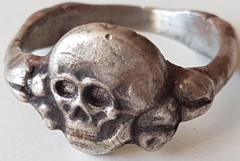 WW2 GERMAN NAZI WAFFEN SS TOTENKOPF SILVER RING WITH SKULL