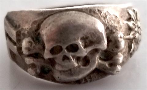 WW2 GERMAN NAZI WAFFEN SS TOTENKOPF SKULL SILVER RING WITH NICE PATINA