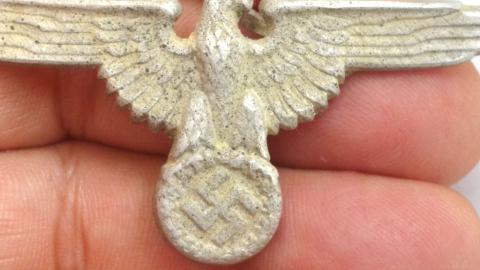 WW2 GERMAN NAZI WAFFEN SS TOTENKOPF VISOR CAP INSIGNIAS pins UNMARKED LATE WAR ALUMINIUM TYPE, RELIC FOUND - SKULL & EAGLE WITH ALL PRONGS