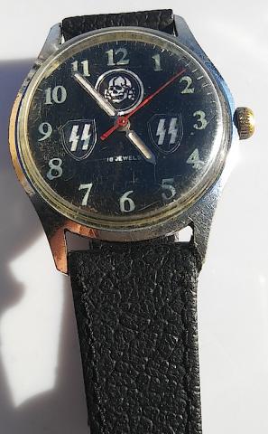 WW2 GERMAN NAZI WAFFEN SS TOTENKOPF WATCH **REPLIKA