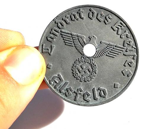 WW2 GERMAN NAZI WEHRMACHT LICENCE PLATE METAL PIN