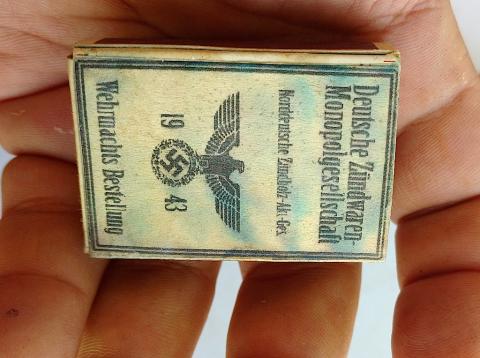 WW2 GERMAN NAZI WEHRMACHT MATCHES BOX FULL UNUSED WITH EAGLE AND HITLER