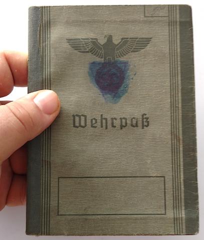 WW2 GERMAN NAZI WEHRMACHT SOLDIER WEHRPASS ID BOOK