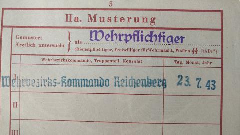 WW2 GERMAN NAZI WEHRPASS WITH PHOTO FROM KRIEGSMARINE DIVISION MILITARY SERVICE