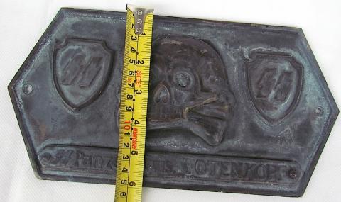 WW2 RARE GERMAN NAZI WAFFEN SS PANZER DIVISION TOTENKOPF GRAVE PLATE RARE SIGN PANEL PLATE