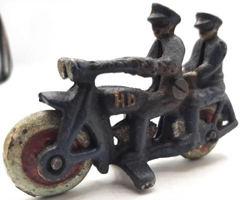 1930s IRON CAST HUBLEY HARLEY DAVIDSON MOTORCYCLE TOY