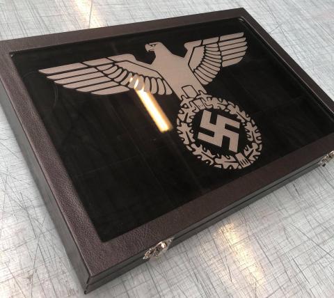 AMAZING DISPLAY CASE WITH THIRD REICH EAGLE nazi militaria dealers usa vet