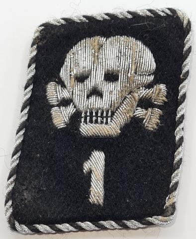 CONCENTRATION CAMP WAFFEN SS GUARD TOTENKOPF OFFICER COLLAR TAB SKULL DIVISION 1