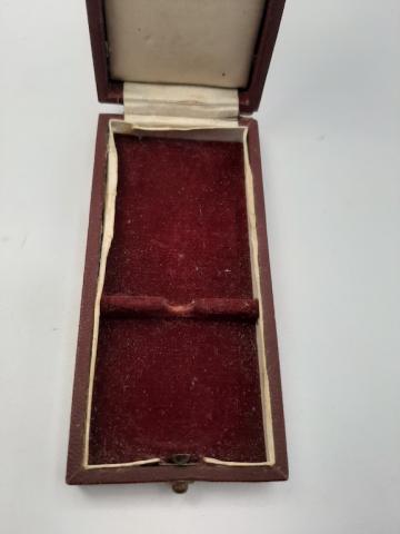 German 1938 Commemorative Sudetenland Medal award in nice case emedals militaria
