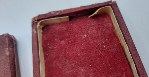 OKTOBER 1938 Sudetenland MEDAL AWARD ORIGINAL CASE THIRD REICH EAGLE OKTOBER 1938 Sudetenland MEDAL AWARD ORIGINAL CASE THIRD REICH EAGLE