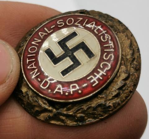 THIRD REICH ADOLF HITLER NAZI NSDAP GOLDEN PARTY BADGE MEMBERSHIP PIN ORIGINAL GOLD FOR SALE