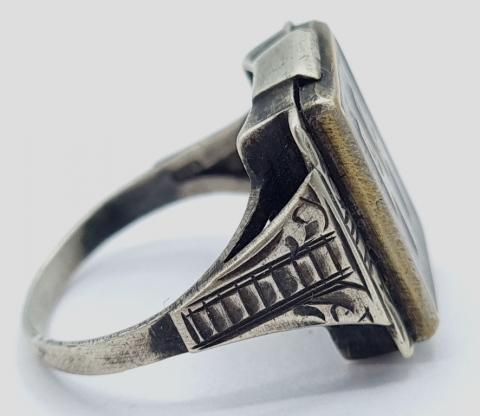 Unique custom Jeweler Waffen SS officer silver ring totenkopf original for saleUnique custom Jeweler Waffen SS officer silver ring totenkopf original for sale