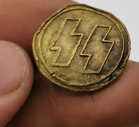 WAFFEN SS MEMBERSHIP RZM PIN STICKPIN BADGE AWARD ORIGINAL GROUND DUG WAFFEN SS MEMBERSHIP RZM PIN STICKPIN BADGE AWARD ORIGINAL GROUND DUG