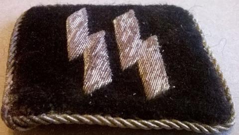 WAFFEN SS OFFICER COLLAR TAB SS RUNES FLATWIRE TUNIC REMOVED