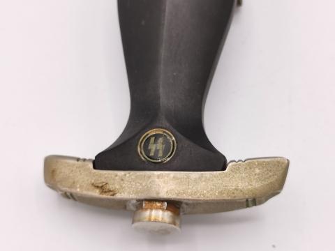 SS Enlisted Man's Dagger RZM M7/81 124/39 SS Karl Tiegel SS Dolch VERTICAL LEATHER HANGE ASSMANN original for sale