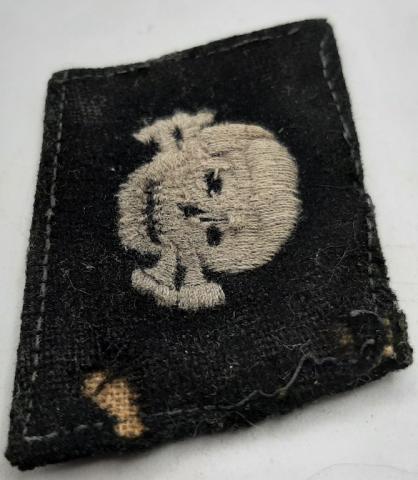 WW2 GERMAN NAZI CONCENTRATION CAMP GUARD WAFFEN SS TOTENKOPF NCO SKULL COLLAR TAB TUNIC REMOVED