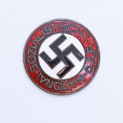 WW2 GERMAN NAZI ENAMEL NSDAP MEMBERSHIP PIN BY RZM BADGE AWARD