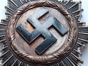 WW2 GERMAN NAZI GERMAN CROSS IN GOLD BY 134 OTTO KLEIN MEDAL AWARD