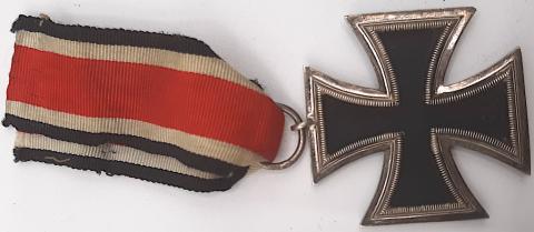 WW2 GERMAN NAZI ORIGINAL IRON CROSS 2ND SECOND CLASS MEDAL + AWARD DOCUMENT