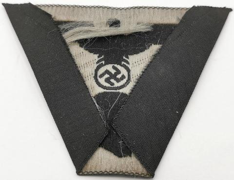 WW2 GERMAN NAZI LATE WAR TRAPEZOID M43 CAP CLOTH INSIGNIA SKULL EAGLE TOTENKOPF