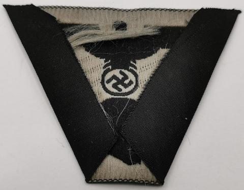 WW2 GERMAN NAZI LATE WAR TRAPEZOID M43 CAP CLOTH INSIGNIA SKULL EAGLE TOTENKOPF