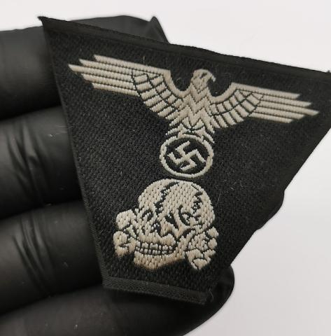 WW2 GERMAN NAZI LATE WAR TRAPEZOID M43 CAP CLOTH INSIGNIA SKULL EAGLE TOTENKOPF