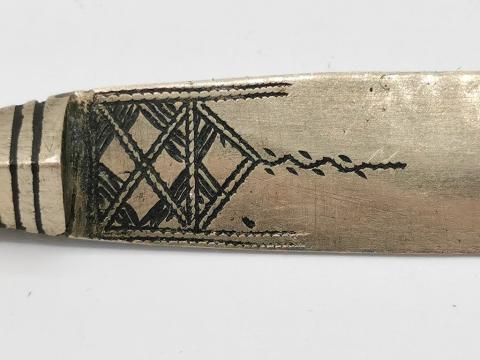 WW2 GERMAN NAZI LETTER OPENER KNIFE WITH A SWASTIKA 