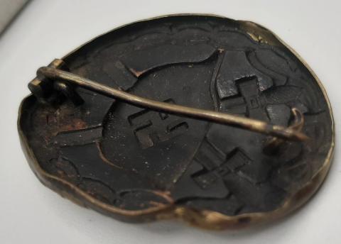WW2 GERMAN NAZI NICE WOULD BADGE MEDAL AWARD IN ORIGINAL CASE MARKED