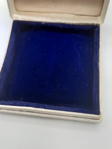 WW2 GERMAN NAZI NICE WOULD BADGE MEDAL AWARD IN ORIGINAL CASE MARKED