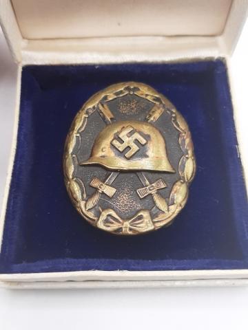 WW2 GERMAN NAZI NICE WOULD BADGE MEDAL AWARD IN ORIGINAL CASE MARKED