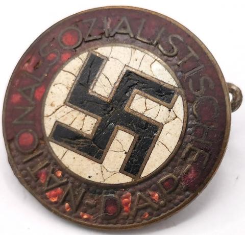 WW2 GERMAN NAZI NSDAP ADOLF HITLER PARTY MEMBERSHIP PIN BY RZM WITH SWASTIKA